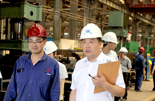 壹定发总裁对车间“6S”事情举行阶段性检查