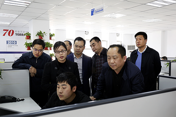 河北省工业和信息化厅厅长龚晓峰莅临壹定发