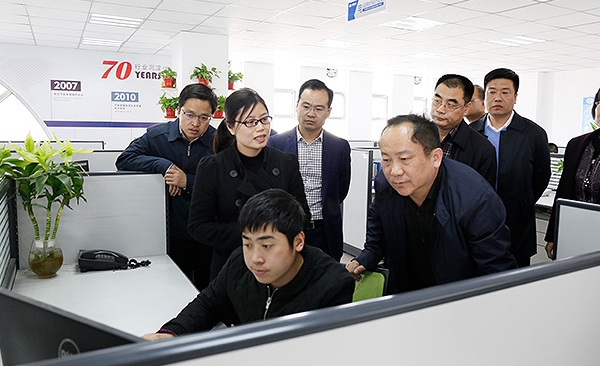 河北省工信厅厅长龚晓峰一行莅临壹定发股份考察指导事情