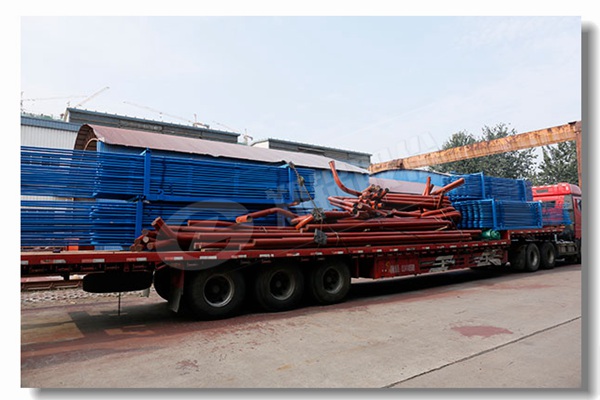 大型燃烧秸秆锅炉炉型是什么样的？？？？？？？？